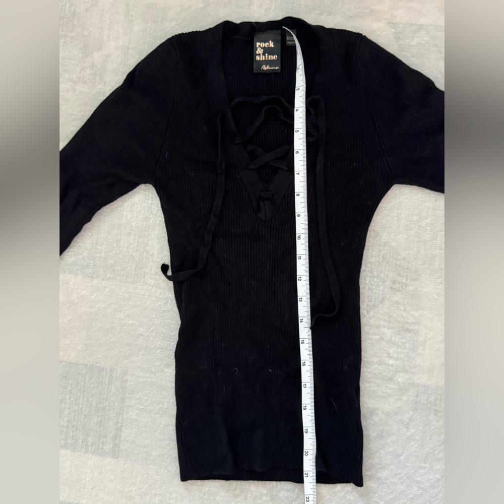 Reitmans Black Ribbed Knit Top - Picture 4 of 4